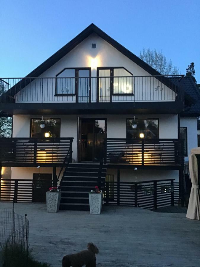 Lagenhet I Villa Pa Fornudden Tyreso 外观 照片