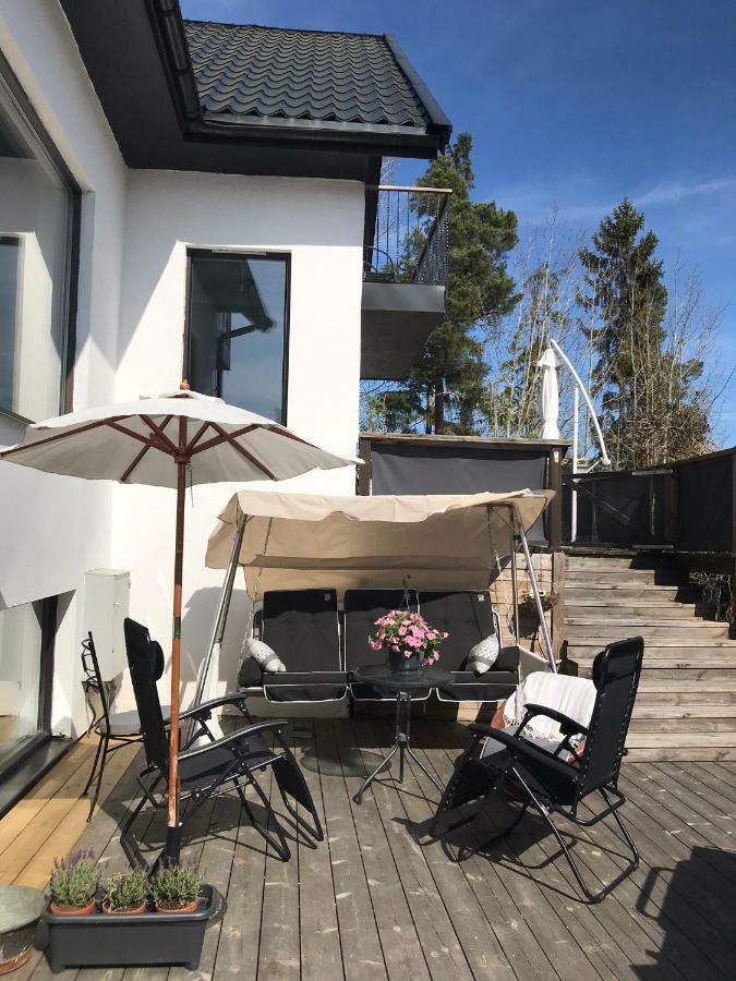 Lagenhet I Villa Pa Fornudden Tyreso 外观 照片
