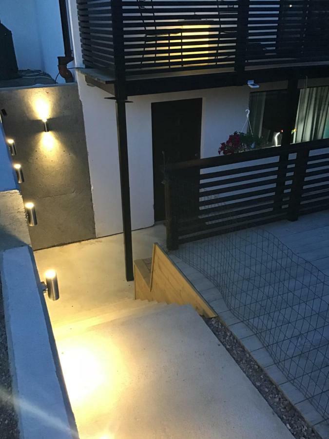 Lagenhet I Villa Pa Fornudden Tyreso 外观 照片