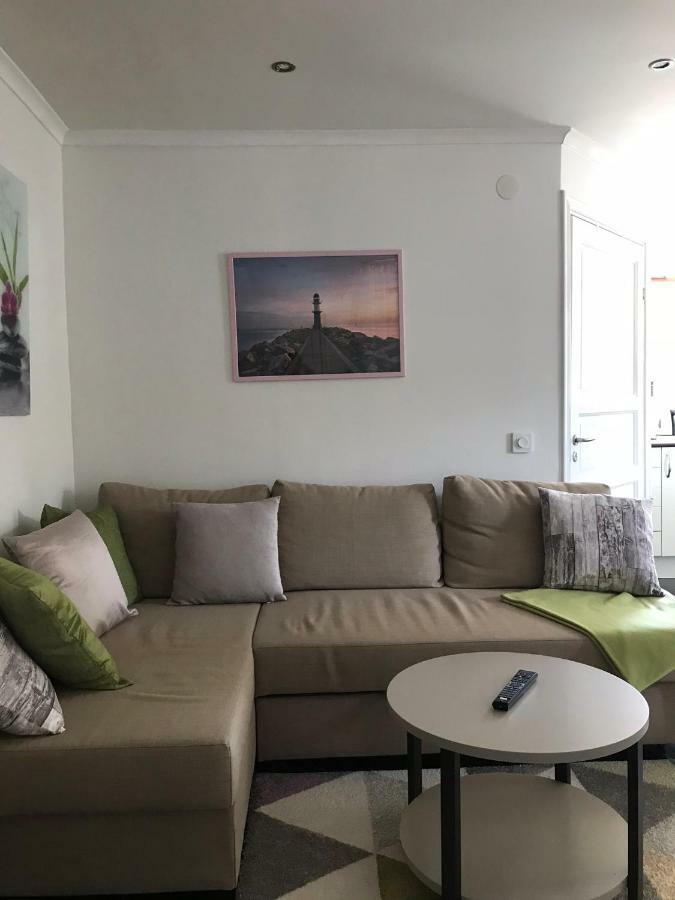 Lagenhet I Villa Pa Fornudden Tyreso 外观 照片